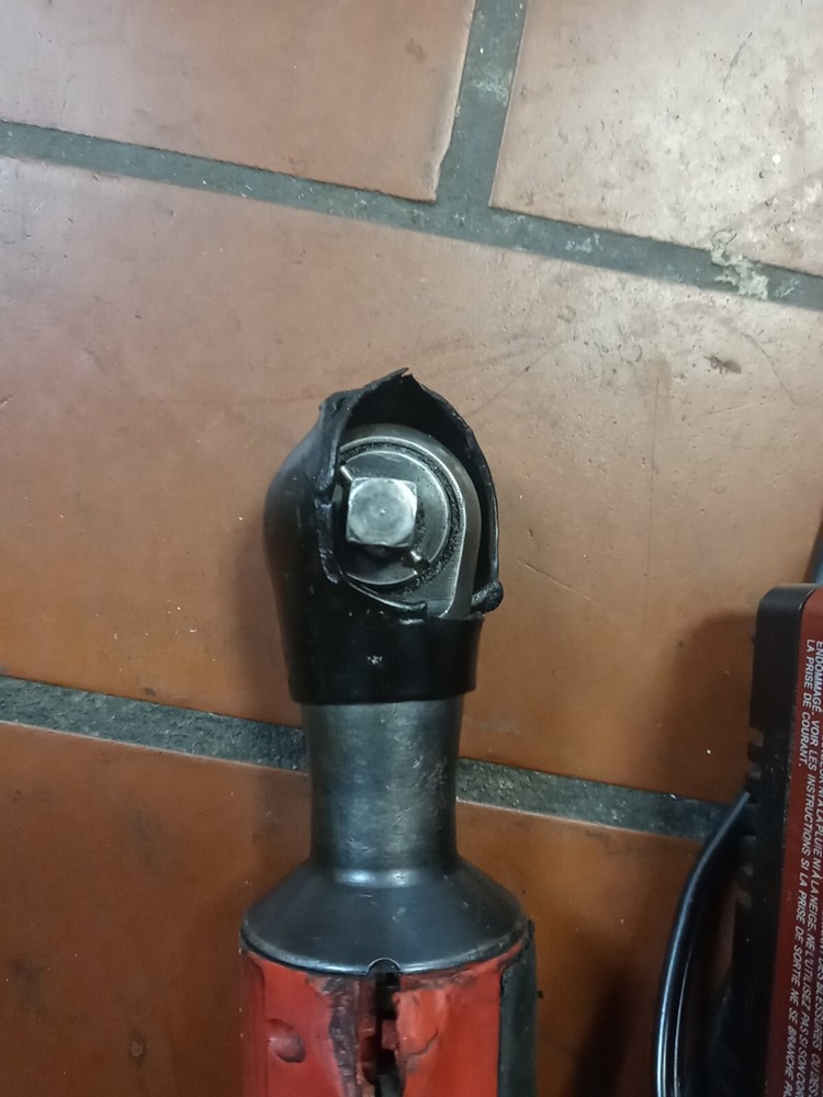 Snap-On Tools CTR761C 3/8" Ratchet + Battery & Charger