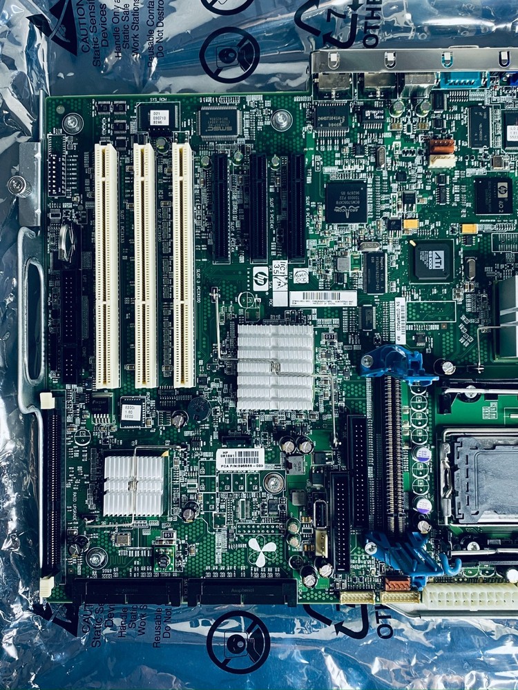 HP 395566-003 Proliant ML350 G5 System Board - (READ)