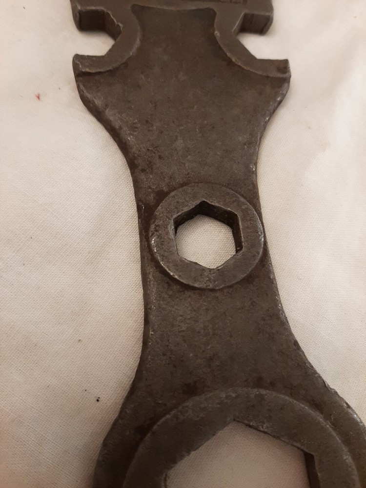 Weldit Drop Forged MULTI-USE WRENCH No. 5 FF TOOL