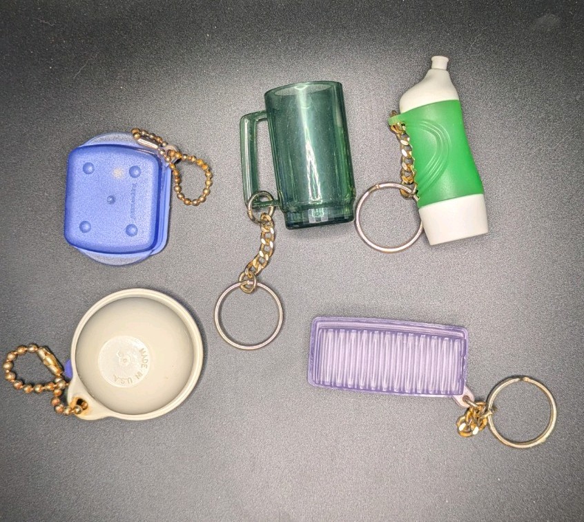 5 Tupperware plastic keychains with detachable keyring, multi-color
