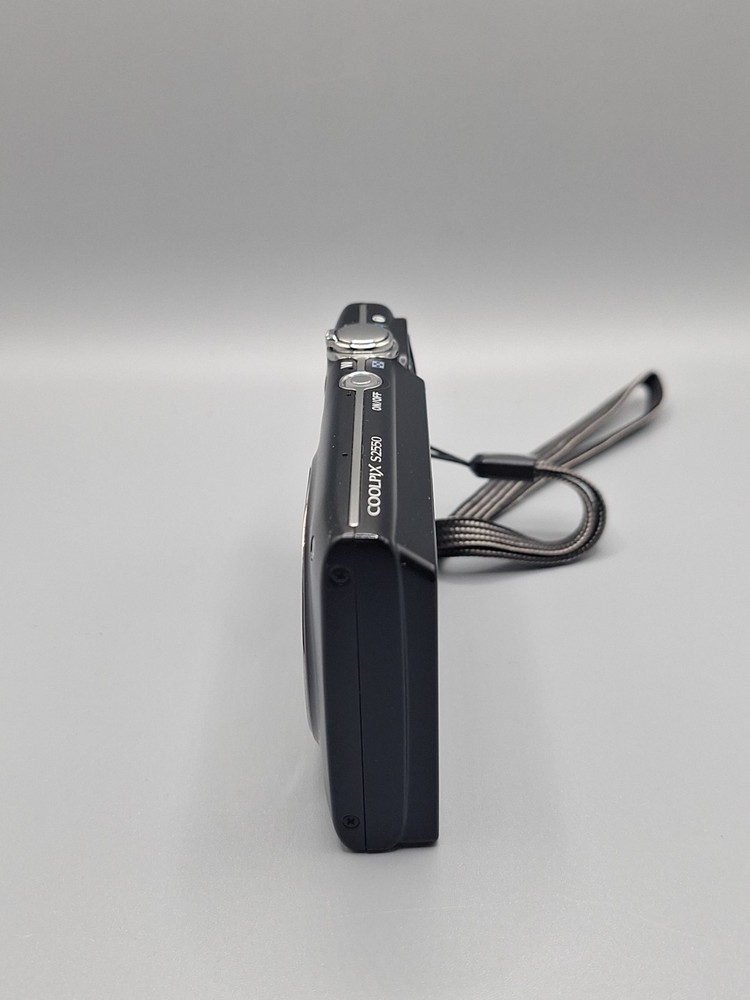 Nikon Coolpix S2550 Digital Camera,SPARES, Please Read Description. Lens Error.