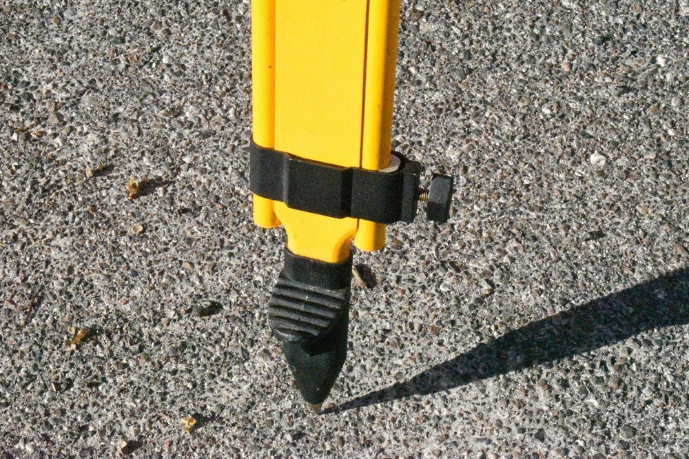 Fiberglass Heavy-Duty Dual Clamp Tripod