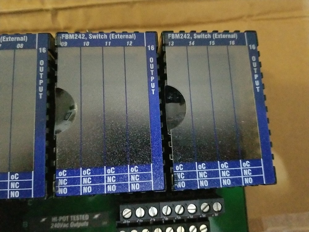 Foxboro P0916ng Fbm242 Switch External Output Module