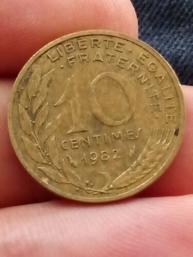 1982 FRANCE 10 Centimes Kayihan coins