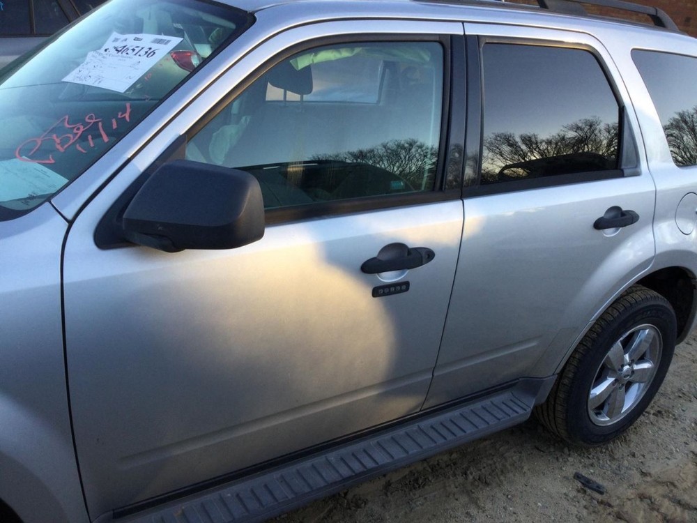 Fuse Box Engine VIN G 8th Digit Fits 10 ESCAPE 4914579