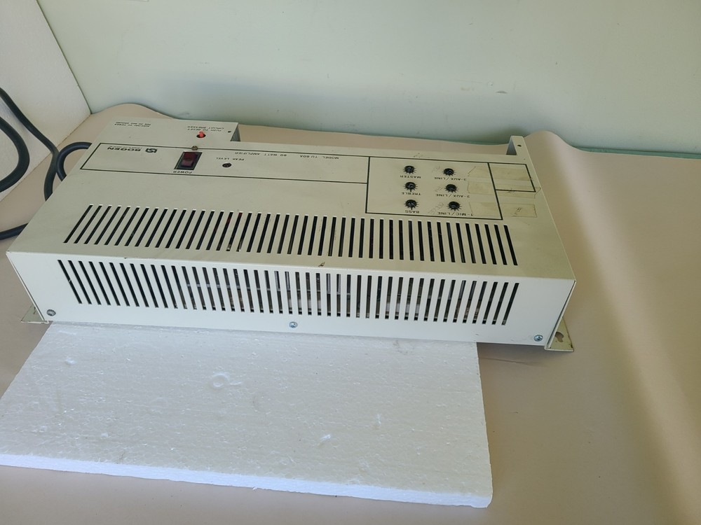 Bogen Model TU-60A 60 Watt Amplifier, Powers Up, AS IS UNTESTED