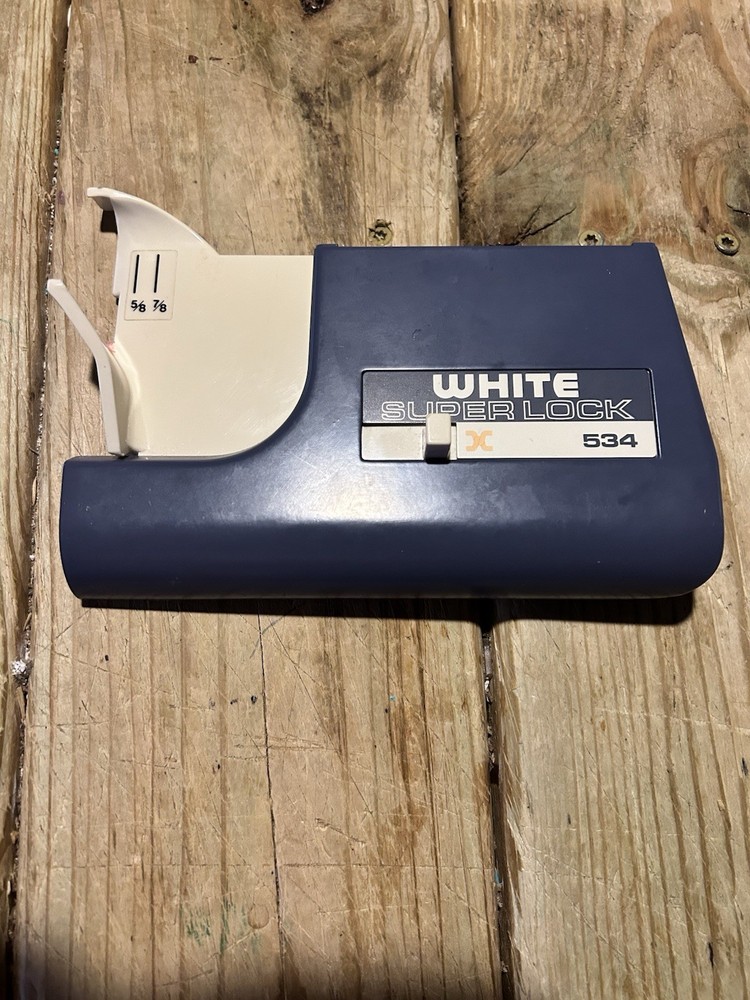 White SUPERLOCK 534 Sewing Machine Serger Locking Front Door