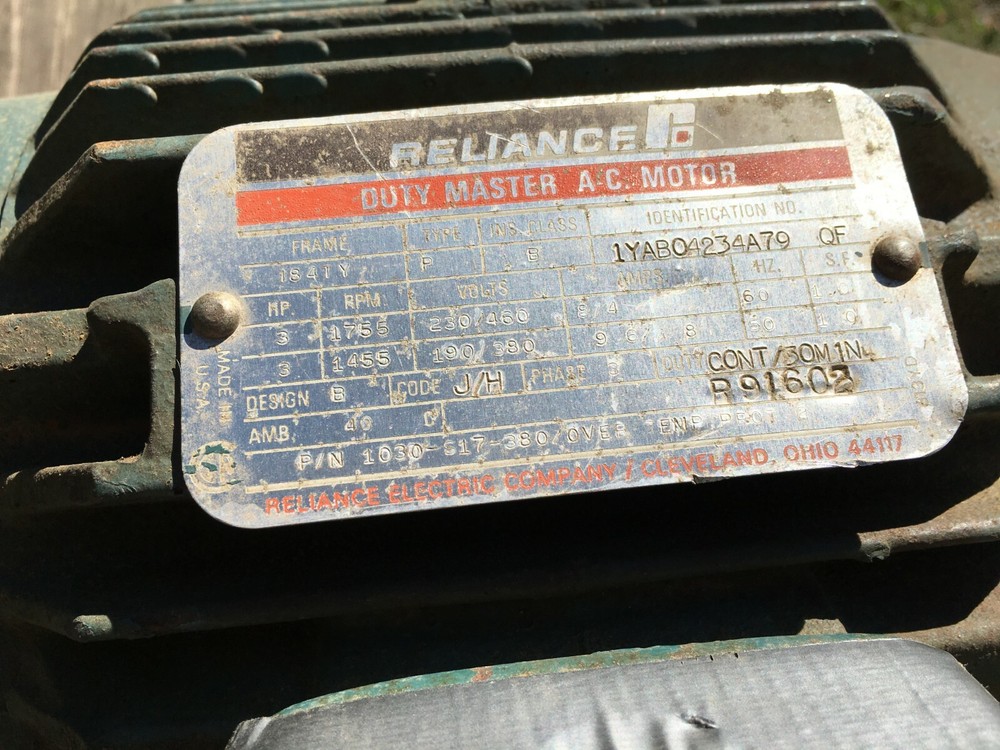 BUEHLER Specimen Diamond Saw / Cold Saw with Tilting Base