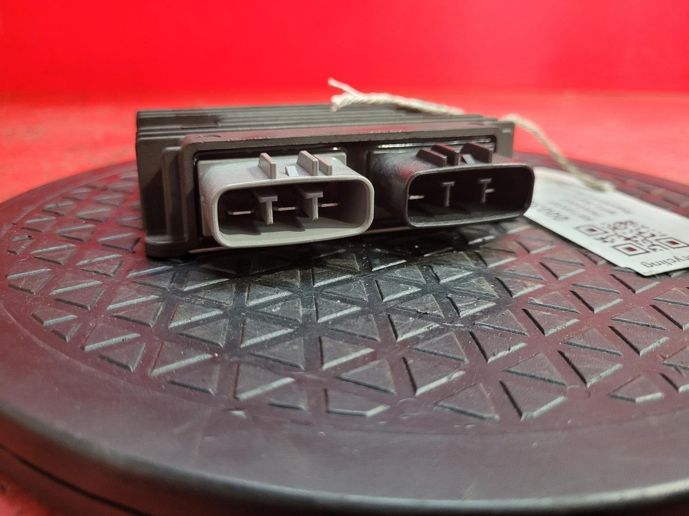 PIAGGIO MP3 300 REGULATOR RECTIFIER 2023