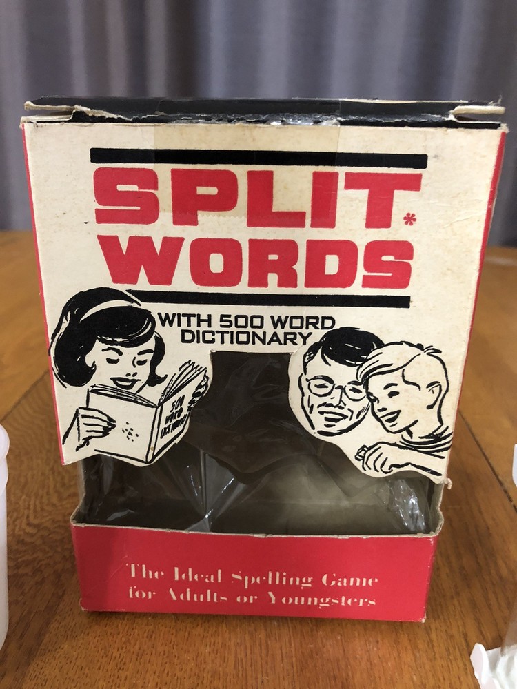 VINTAGE 1963 SPLIT WORDS COMPLETE SPELLING GAME HOLIDAY GAMES USA MADE