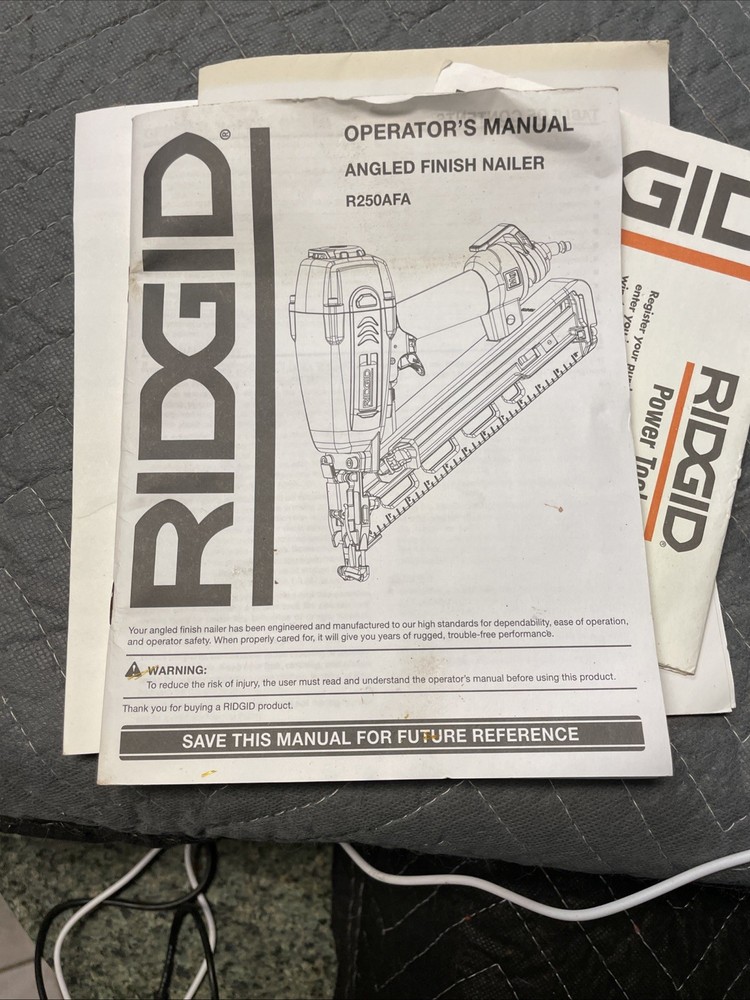 RIDGID Angled, Finish Nailer Model￼R250AFA