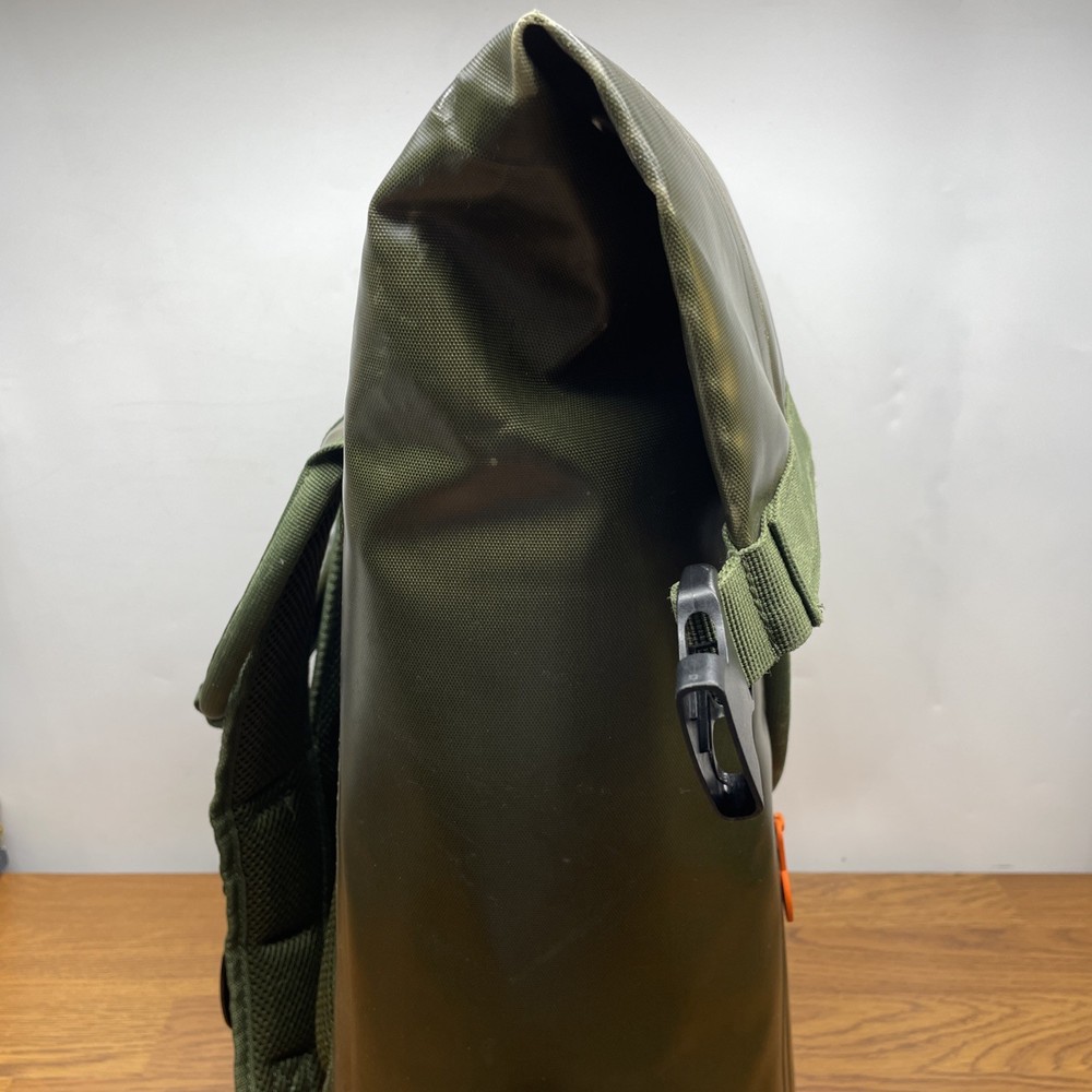 HUNTER - 17L Travel Cooler Backpack Roll Top *20th ANNIVERSARY* Waterproof EUC