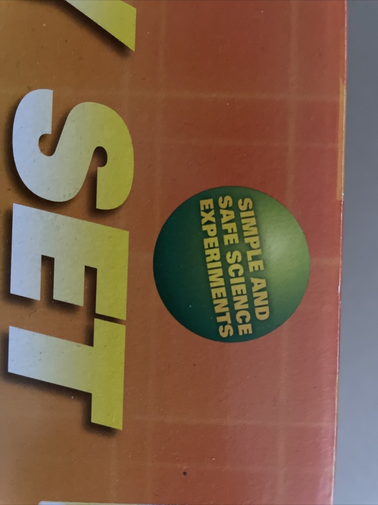 Kids First Chemistry Set Ages 8 +