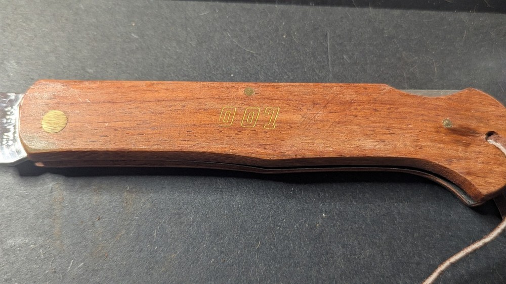 Large LOO Pocket Knife 11 Inches Open