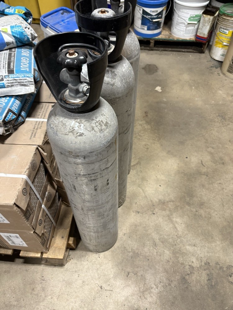 Nitrogen Compressed Tank
