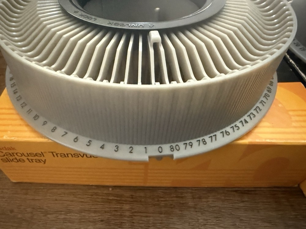 Kodak Carousel Transvue 80 Slide Tray X 2