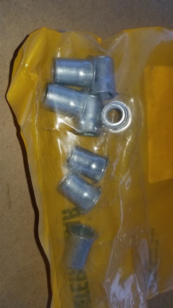 CAT 1950937 Qty. of 8 THD Hex Insert