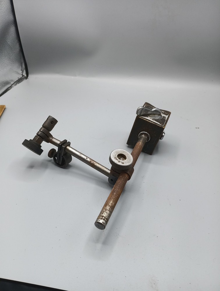 Used Enco Magnetic Indicator Holder.