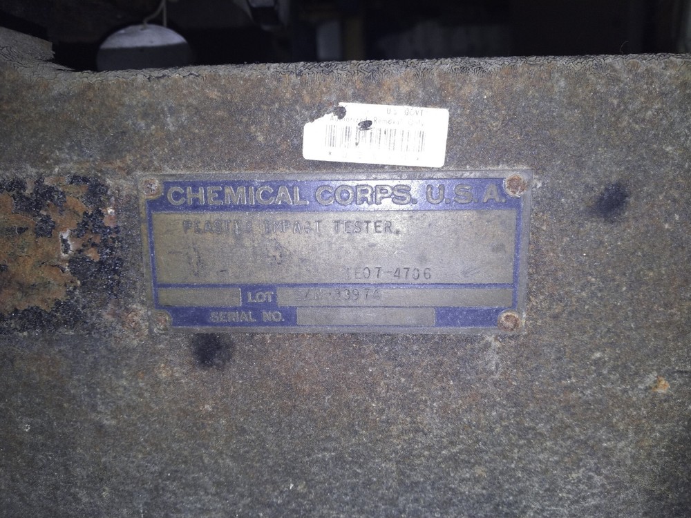 Tinius Olson Plastic Impact Tester