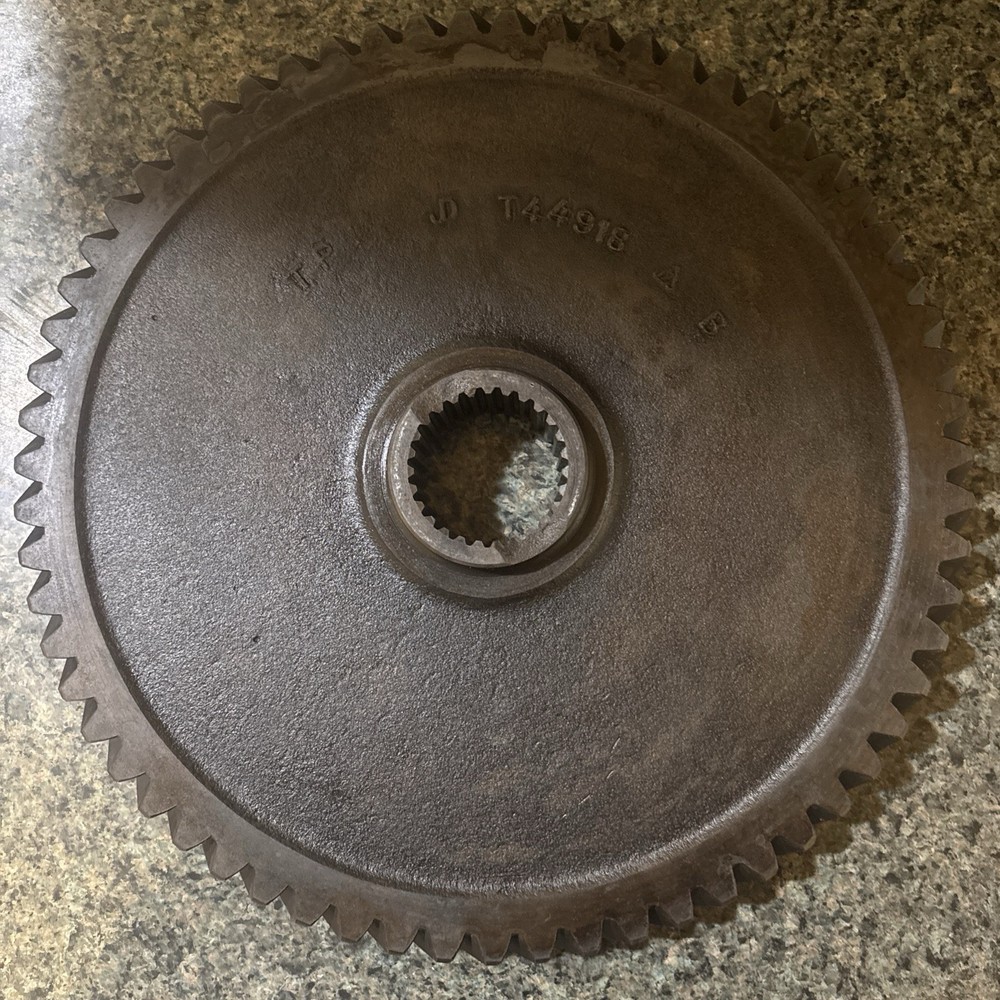 JOHN DEERE T44918 AUXILIARY GEAR