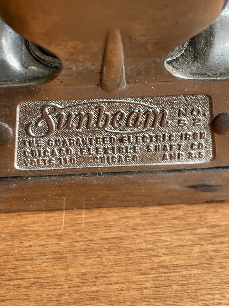 SUNBEAM NO. S2 ELECTRIC IRON (AB)