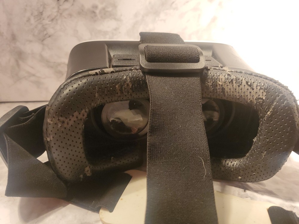 INSTEN VIRTUAL GLASSES