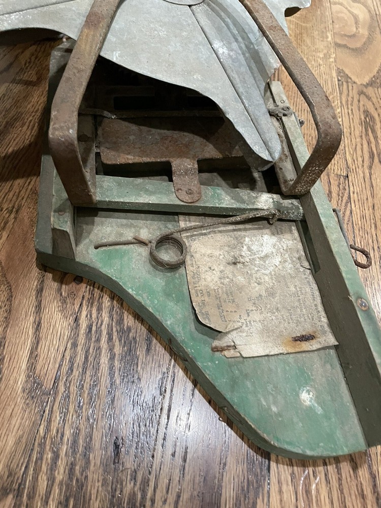 Antique Spreader Seed Sower Green Antique Decor