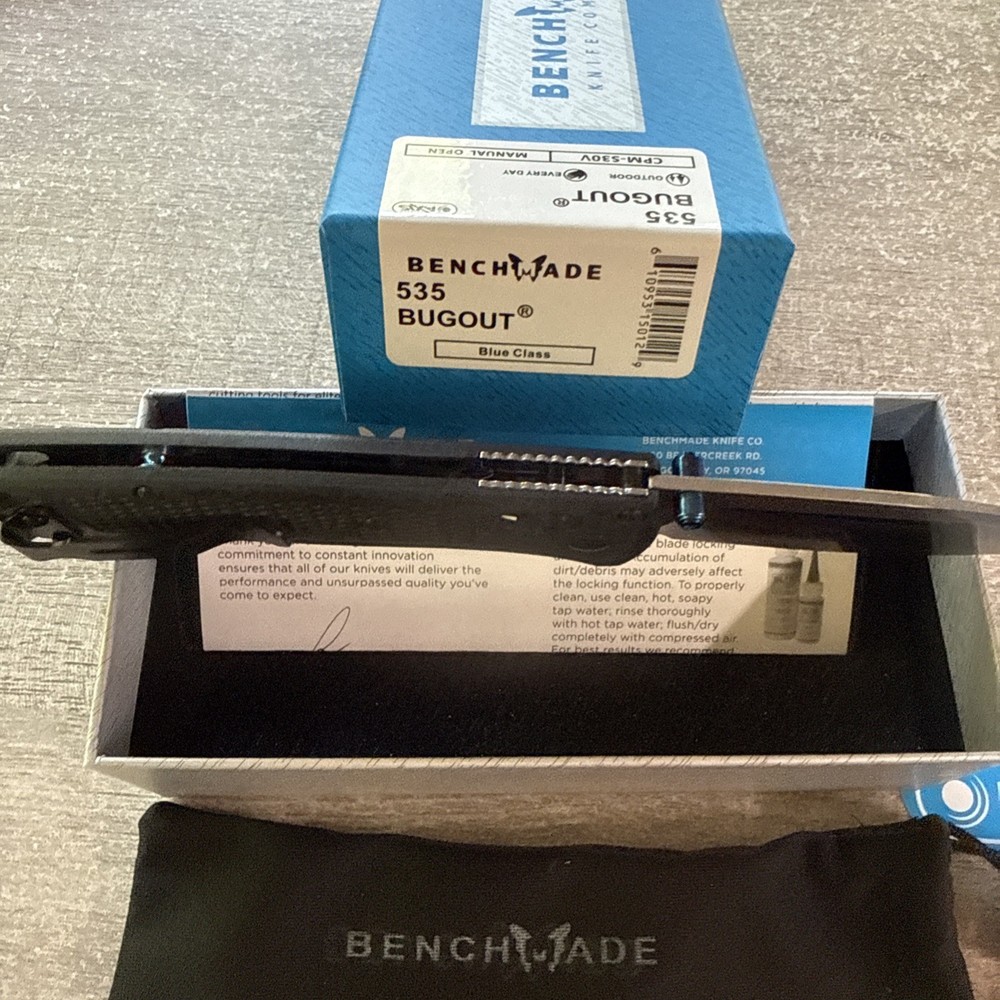 Bugout* 535 Black S30V AXIS Lock EDC Stainless Blade Authniticity unverified