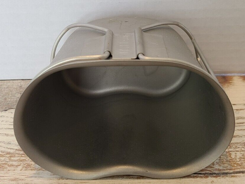 U.S. Military Canteen Cup with Wire Handle