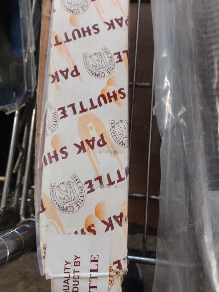 Pak Shuttle 20" Metal Tipped Shuttle