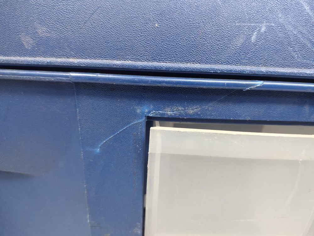 VTG ZAG Plastic tool Box