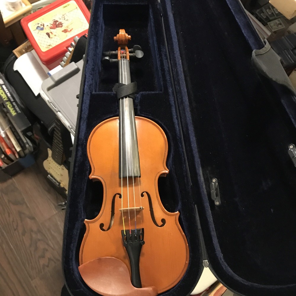 Generic 1/4 Size Violin Case With Strap and Violin - NO BOW