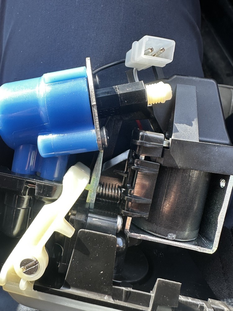 CORNELIUS UF1 SODA VALVE COMPLETE