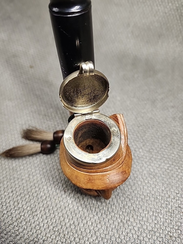 Antique German Figural Pipe Initial DH