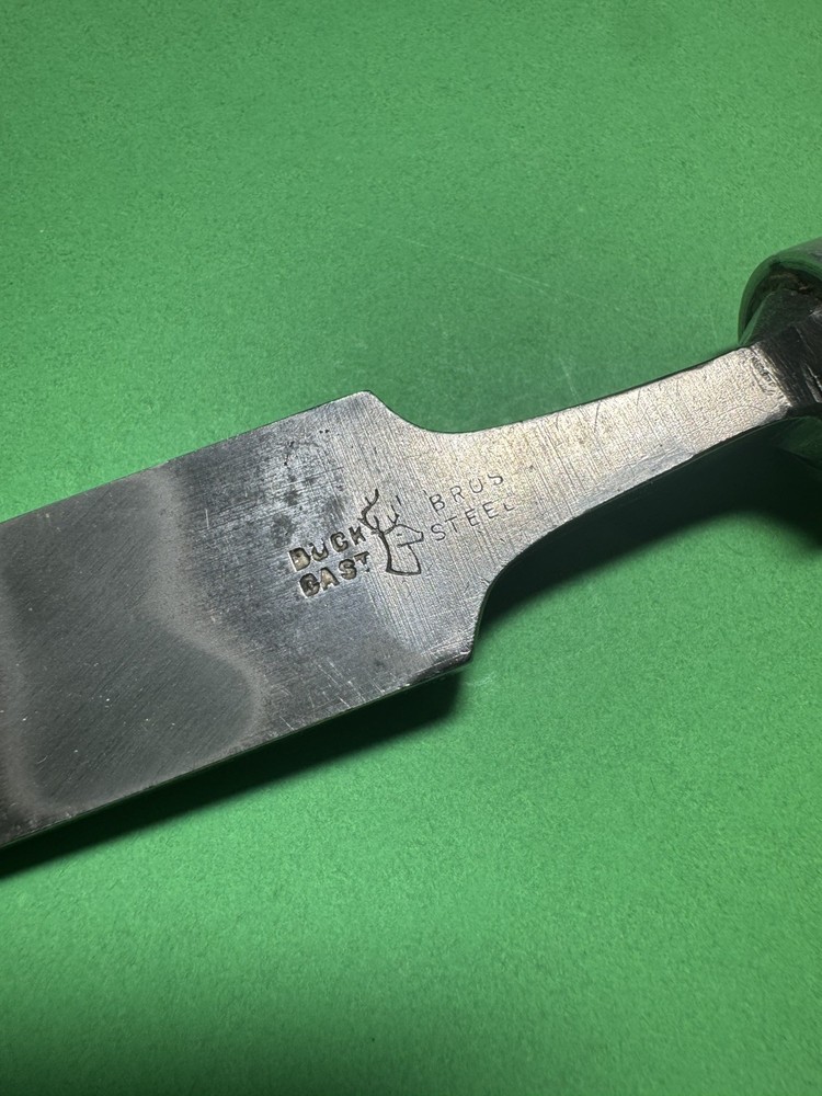Vintage Buck Bros Cast Steel Tang Chisel 1"