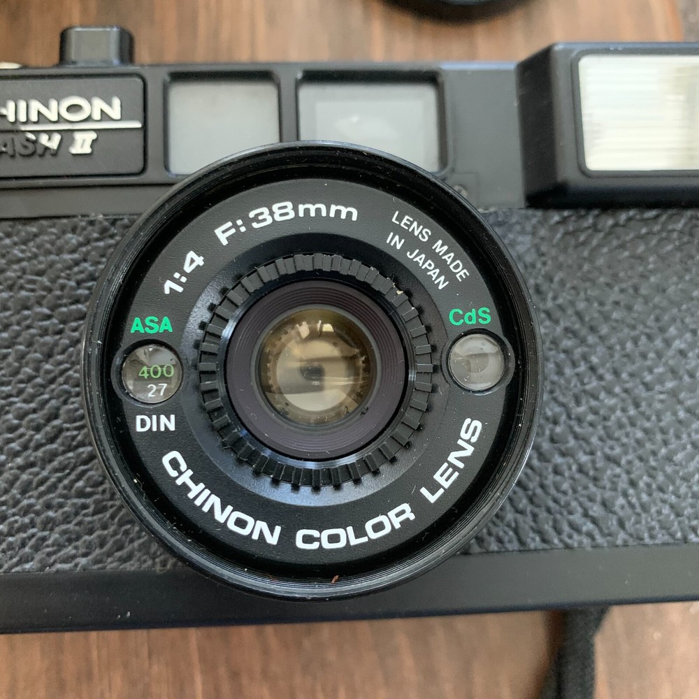 Vintage Chinon Flash II Camera w/Case *UNTESTED*