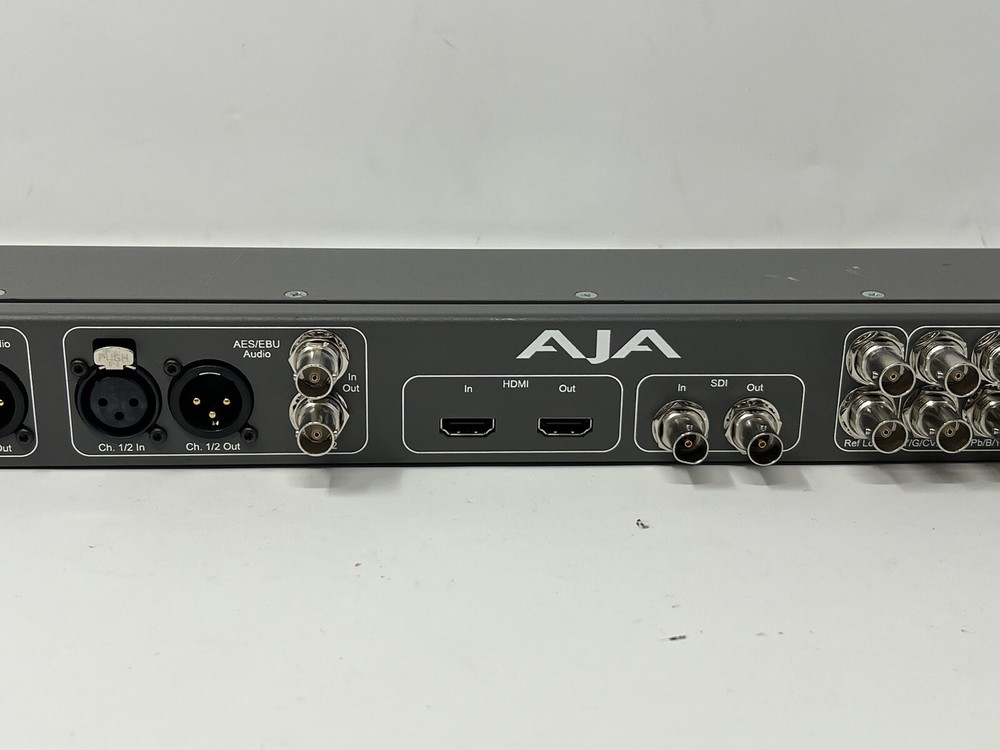 AJA KLHi-Box 102776 EXTERNAL BREAKOUT BOX