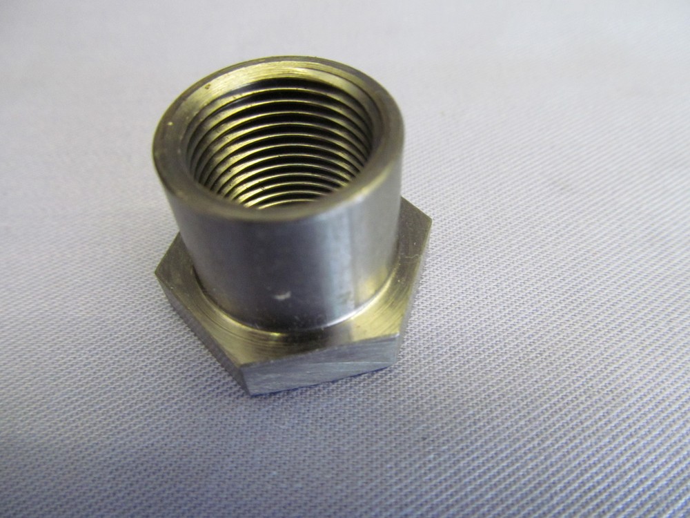 06-4680 NORTON COMMANDO ALTERNATOR ROTOR NUT