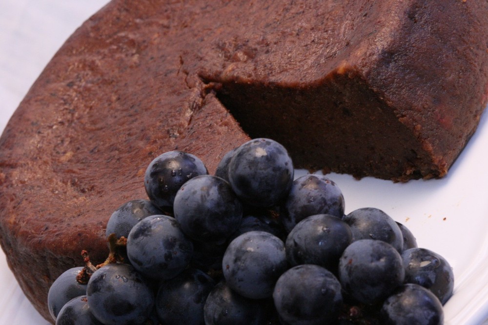 Jamaican Rum Cake, 9" (4 lbs)