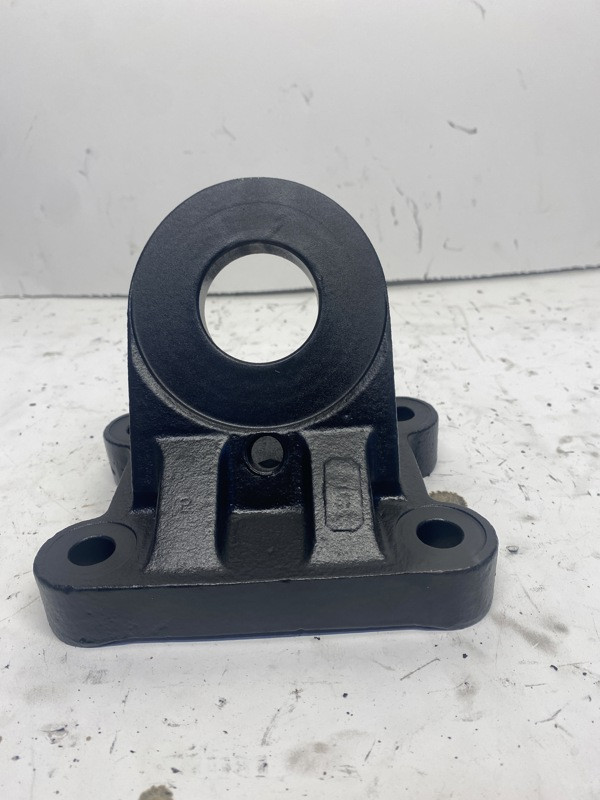 2013 International Maxxforce 13 Engine Mount 3824527C1 (548-12860)