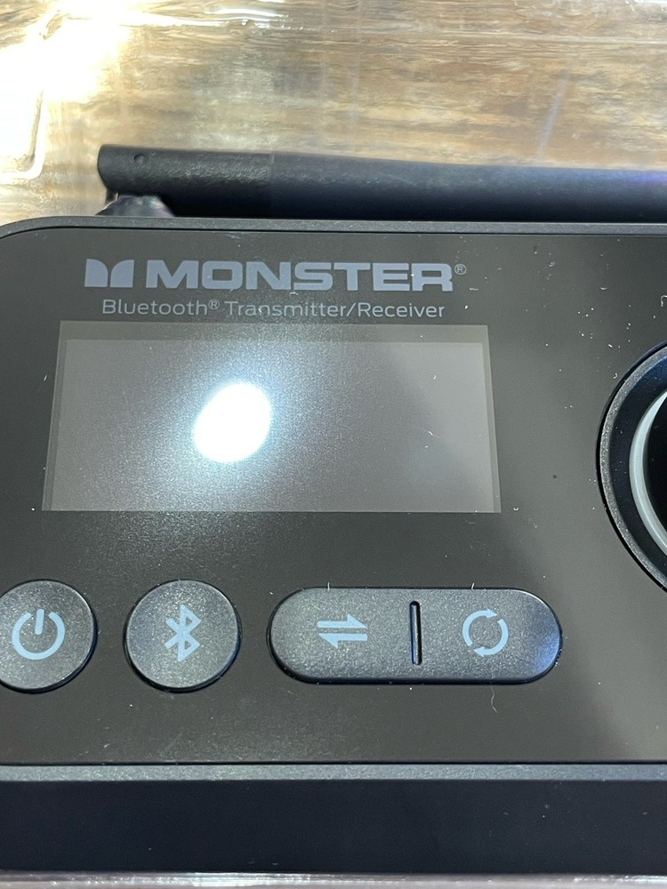 Monster Bluetooth 2-in-1 Wireless Audio Adapter Transmitter & Receiver