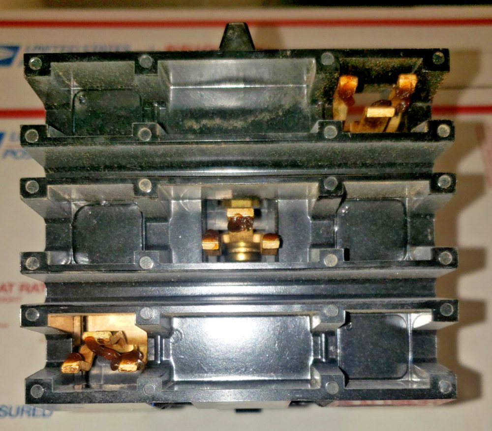SQUARE D CIRCUIT BREAKER FA32050