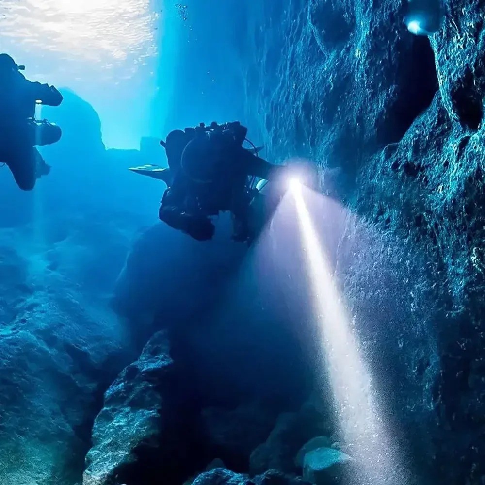 300000LM 5*leds LED Diving Flashlight Scuba Dive Torch Professional Diver Light