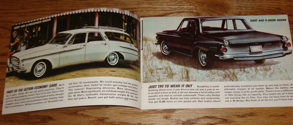 Original 1962 Dodge Dart & Lancer Sales Brochure 62