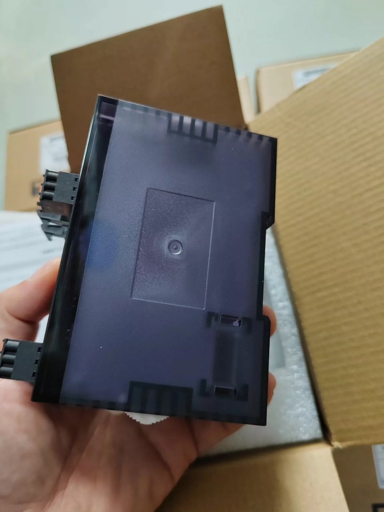 1pc Xinje XL5E-64T6 Programmable Controller