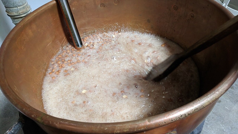 Old-Fashioned Peanut Brittle