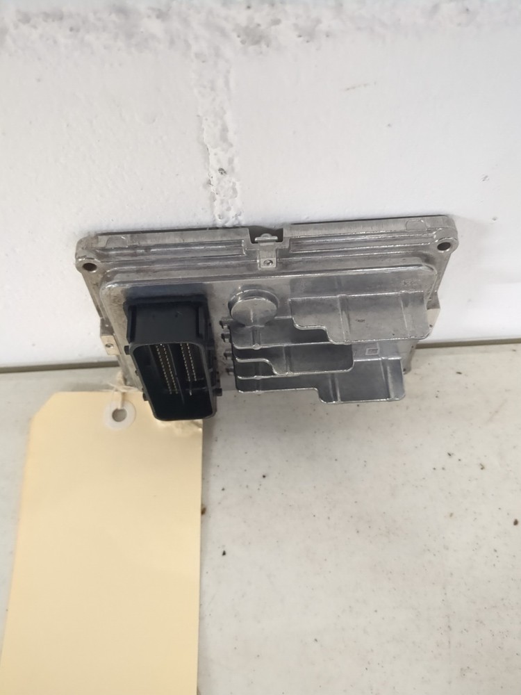 24046469 2023 Cadillac XT6 Automatic Transmission Control Module