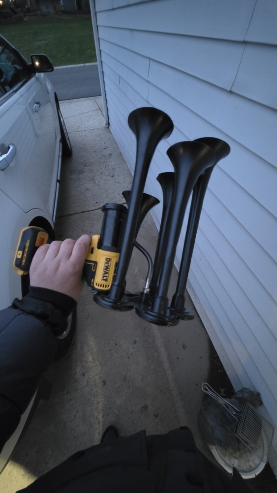 DEWALT 20V Impact Drill Train Horn
