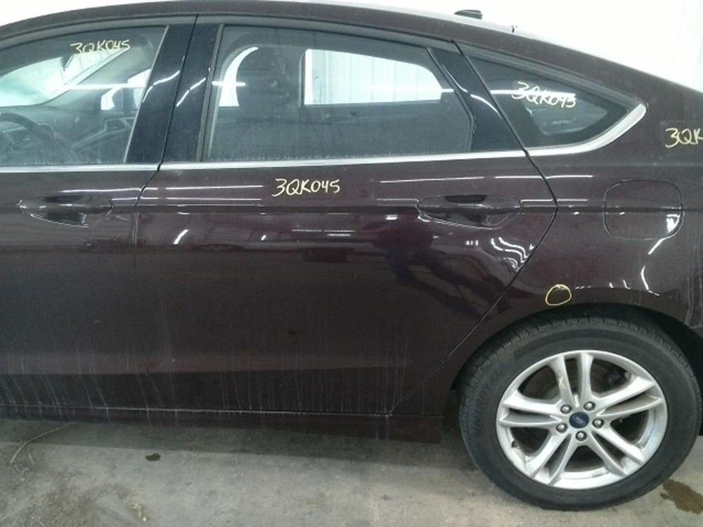 FUSION 2018 High Mounted Stop Light 104728808