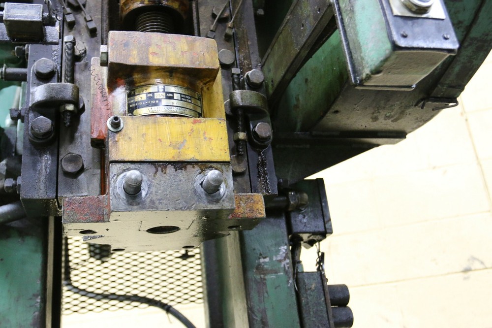 27 TON L&J OBI PRESS: YODER #71086